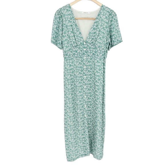 Emerson Fry Dresses & Skirts - Emerson Fry Juney Vintage Flowers Green Midi Dress